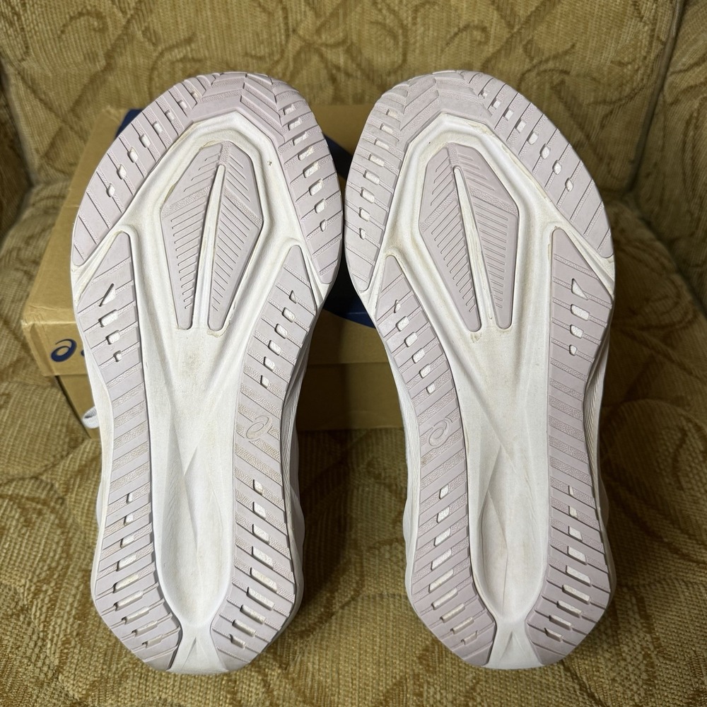 Women's Asics Purple Novablast 5, Dusk Violet/Lilac Hint Size 9 - Picture 10 of 10